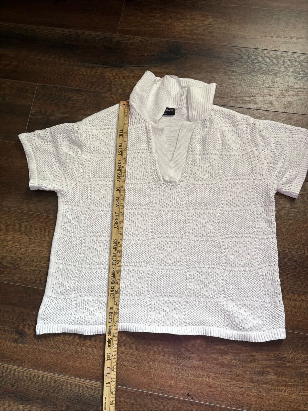 EUC Lane Bryant White Openwork Collar V-Neck Short Sleeve Sweater - Picture 7 of 10
